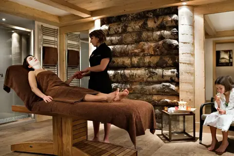 Les Chalets du Jouvence, Les Carroz (self catered apartments) - Spa