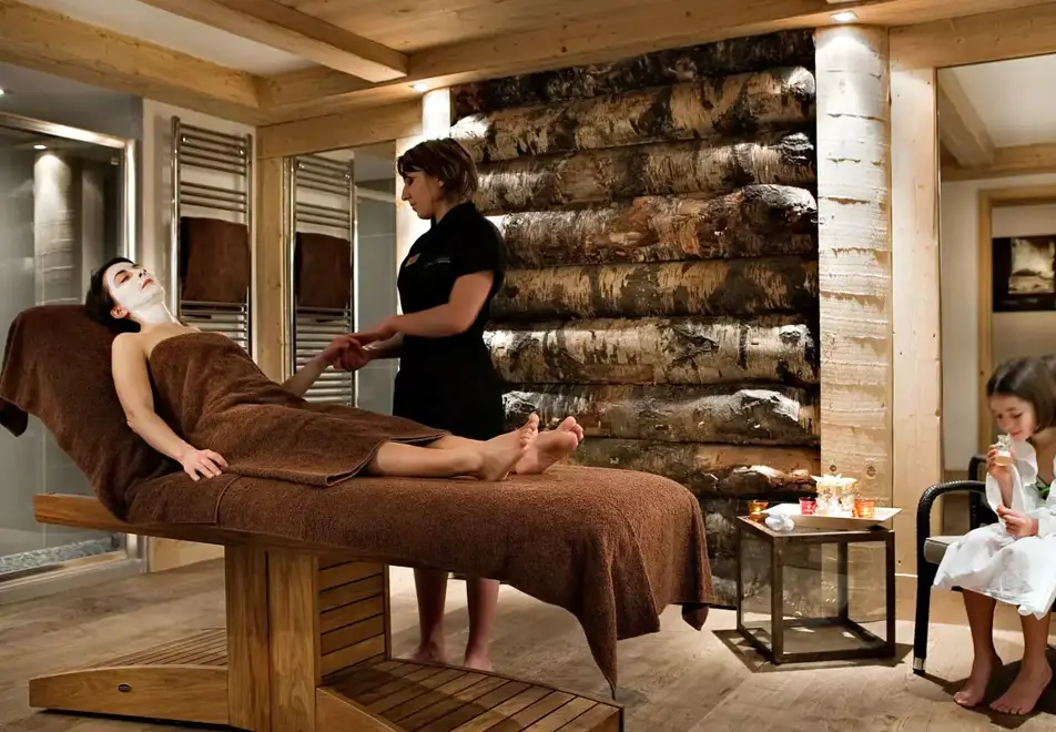 Les Chalets du Jouvence, Les Carroz (self catered apartments) - Spa