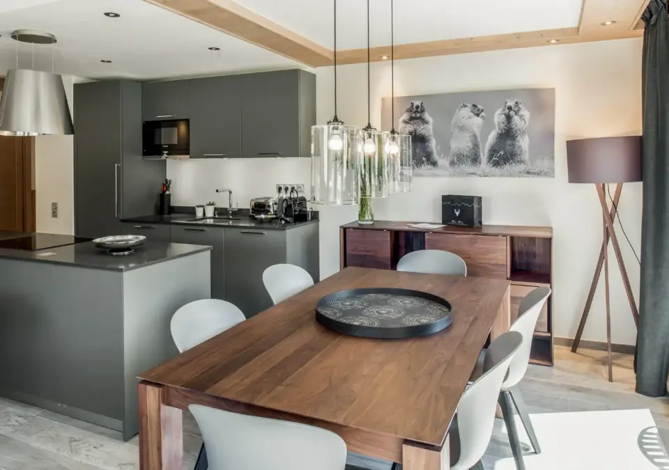 D12-Mammoth Lodge-Courchevel (1).webp