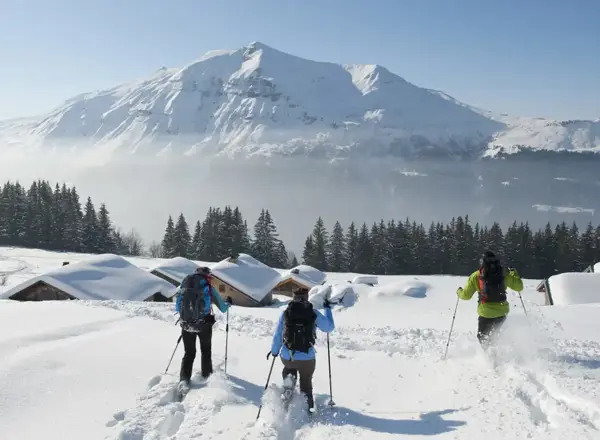 Les Contamines snowshoeing