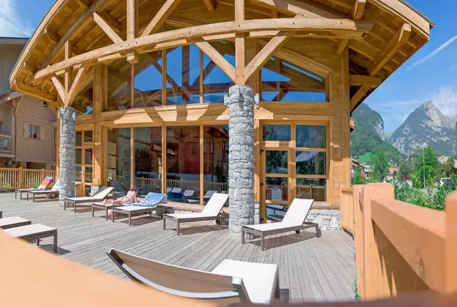 SUMMER - La Reine des Pres-Samoens (3).webp