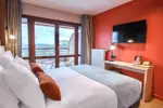Panorama-Flaine-Typical room (7).webp