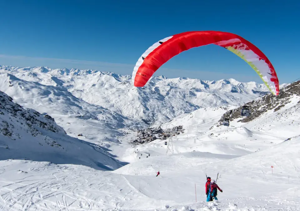 Val Thorens paragliding (t.loubere).webp