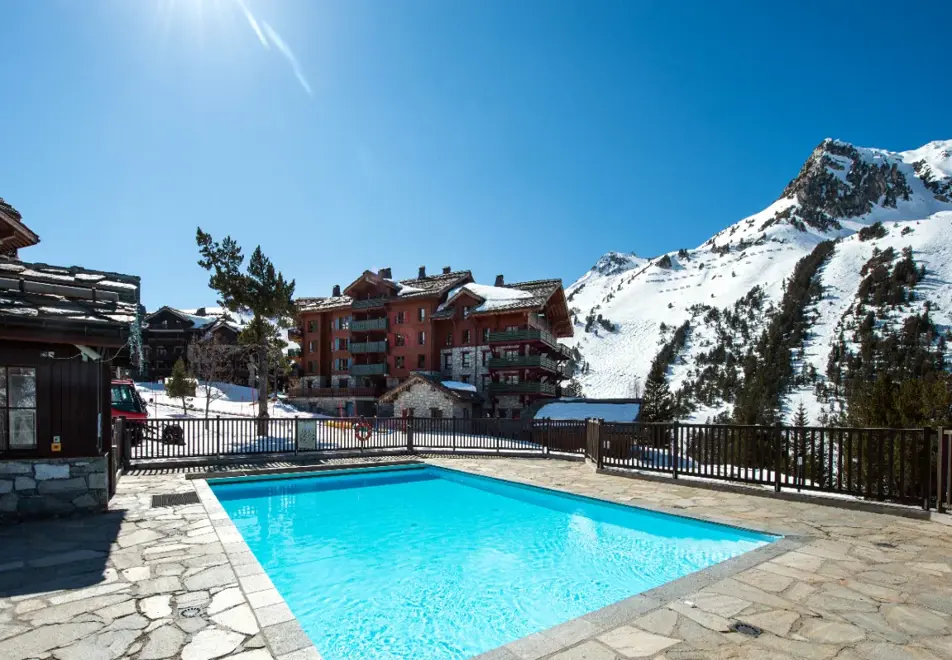 Le Village, Arc 1950 (self catered apartments) - Outdoor pool (for some apartments)