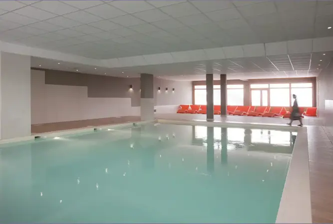 Etoile des Cimes-Sainte Foy-Indoor pool (©ManuReyboz).webp