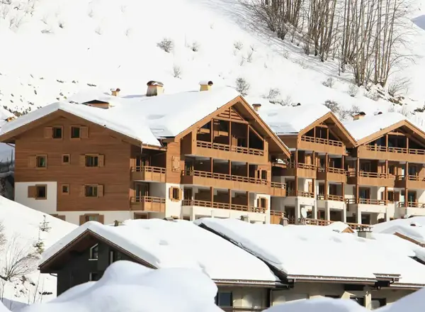 Grandes Alpes (La Clusaz) exterior (1) OPT