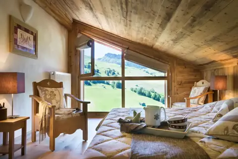 Le Village de Lessy, Le Grand Bornand (self catered apartments) - Double Bedroom