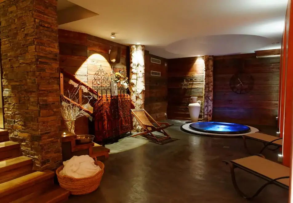 Cote Brune, Les 2 Alpes (hotel) - Spa