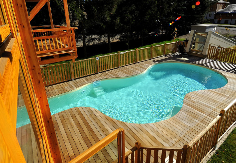 Adret, Serre Chevalier (self catered apartment) - Outdoor pool