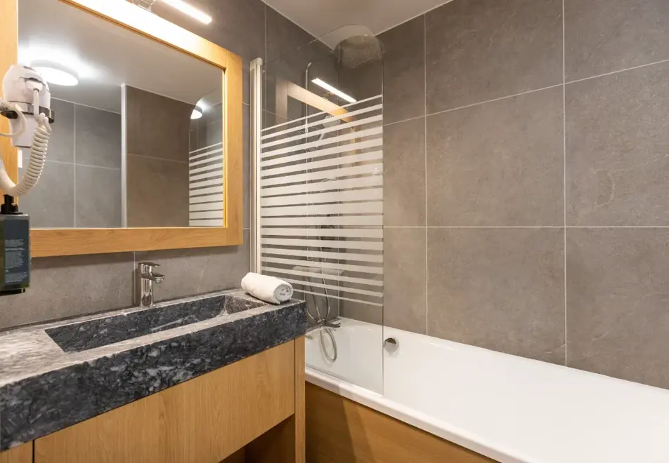 Les Balcons de Belle Plagne, Belle Plagne (self catered apartments) - Typical 14/16 apartment style