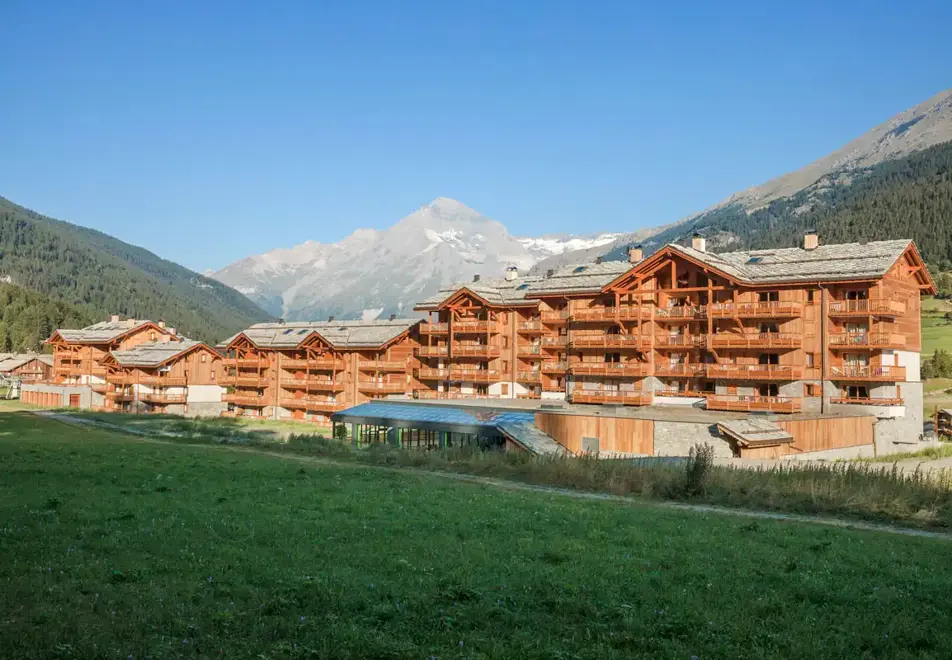 Les Chalets du Flambeau, Val Cenis (self catered apartments) - Beautiful Views