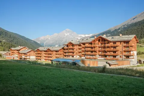 Les Chalets du Flambeau, Val Cenis (self catered apartments) - Beautiful Views