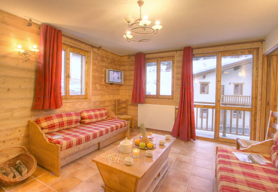 Les Balcons de Village, Val Cenis (Self catered apartments) - Living room