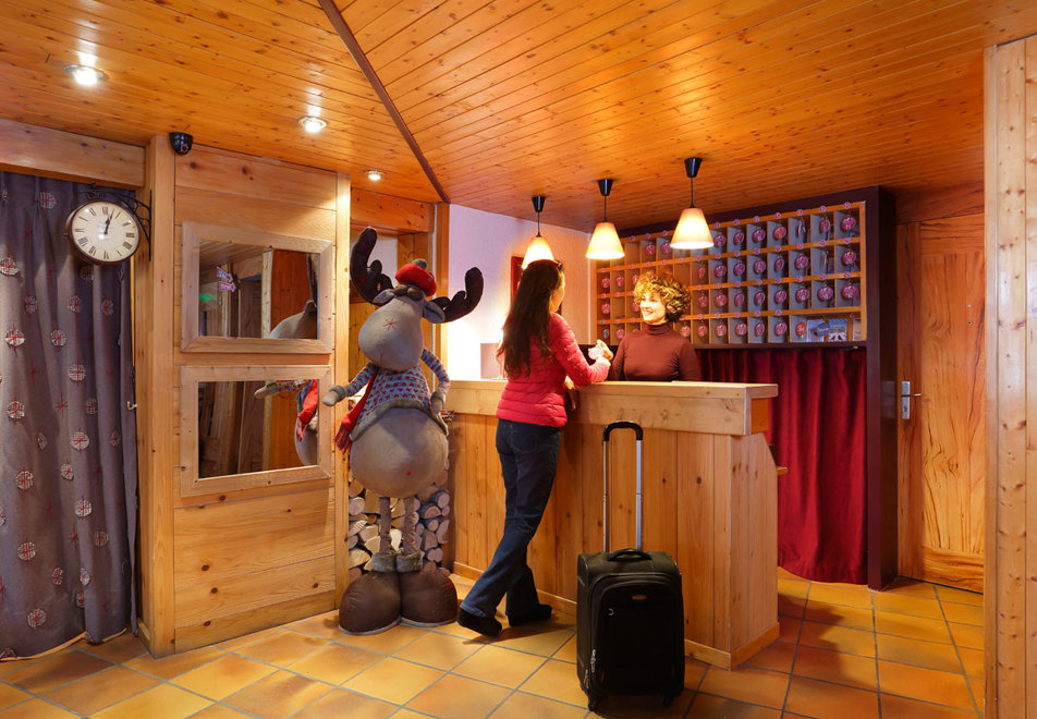 Hotel du Bourg, Valmorel (Hotel) - Reception
