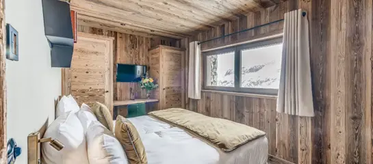 World Cup room + sleeping 2/4 (c.58m2): 