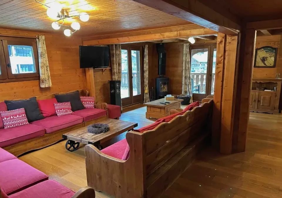 Chalet Braconnier-Chatel-Living Dining (4).webp