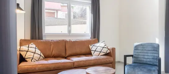 2 bedroom apartment sleeping 6: