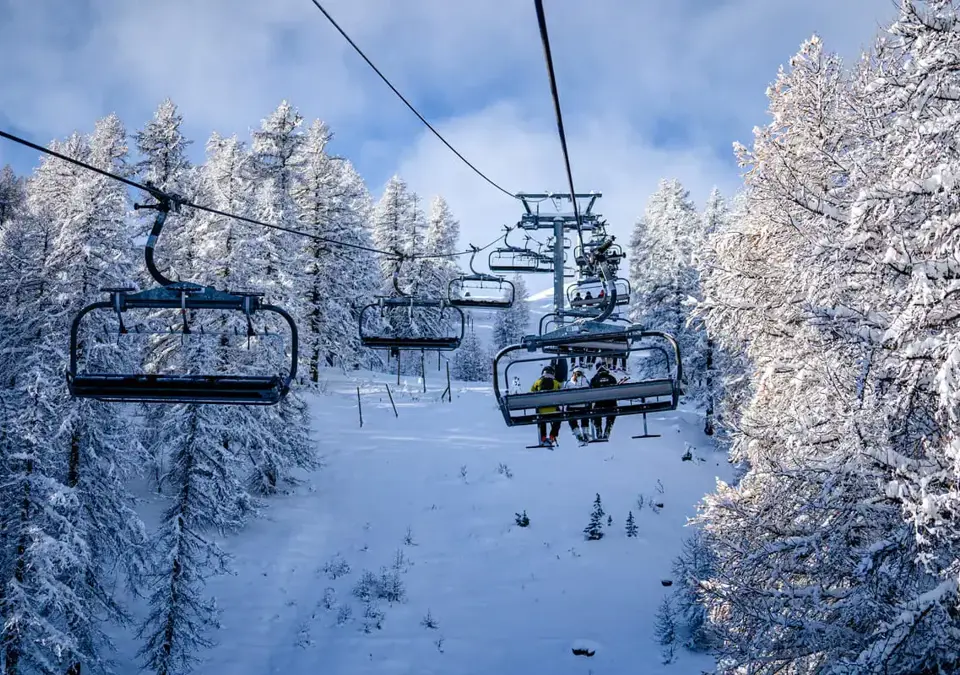 Serre Chevalier chairlift (2).webp