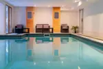 Le Crystal-Vaujany-Indoor pool (2).webp