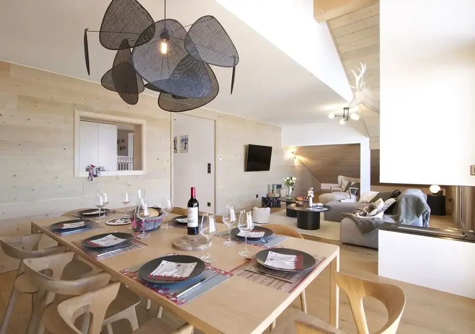 Phoenix-Alpe d'Huez-Typical B building apartments (16).webp