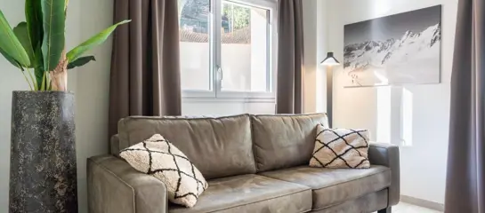 2 bedroom apartment sleeping 5: