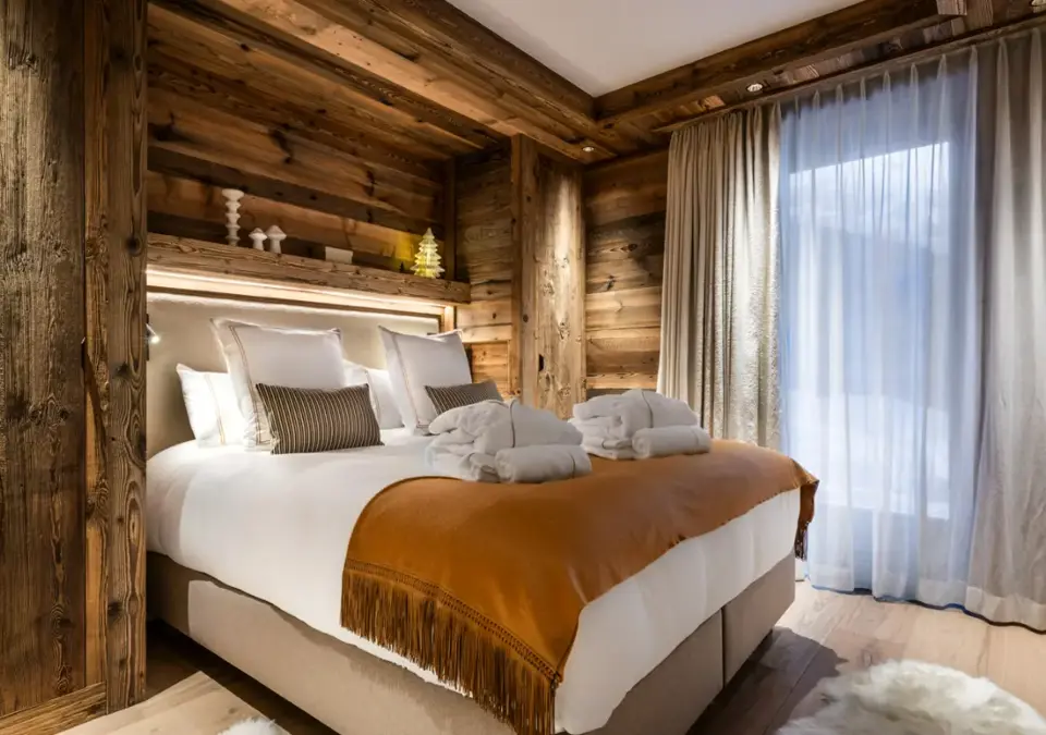 Silverstone_Chalet 2 (P.Gal)  (5).webp