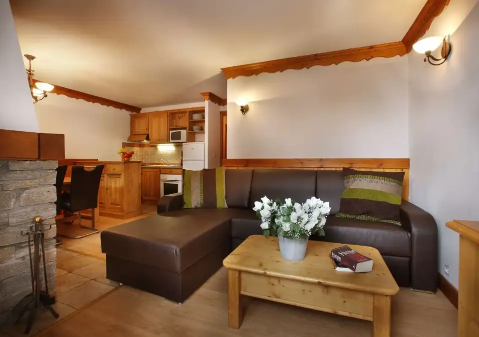 Chalet des Neiges-Oz 3300-4 bed (1).webp