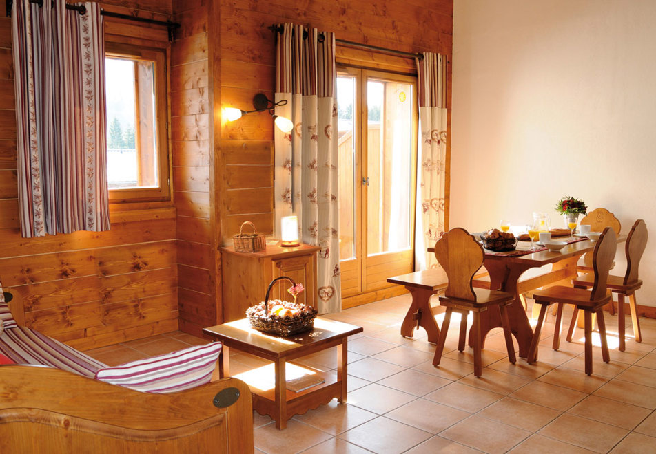 Les Fermes de Samoens, Samoens (self catered apartments) - Apartment
