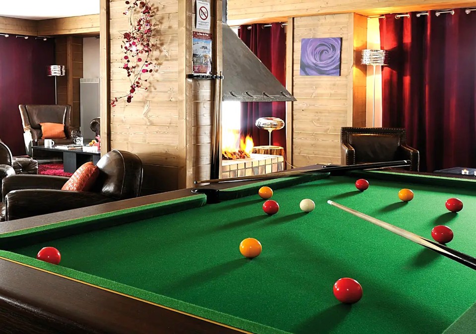 Les Chalets de Edelweiss-La Plagne-Reception (1).jpg
