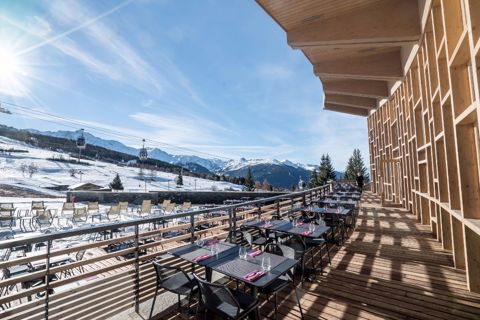 Arc 1800 Mille8 Le Lodge restaurant terrace