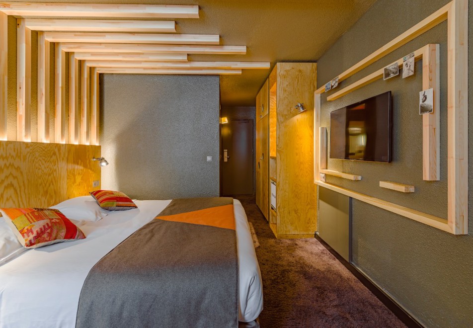 Refuge des Aiglons, Chamonix (hotel) - Double Bedroom