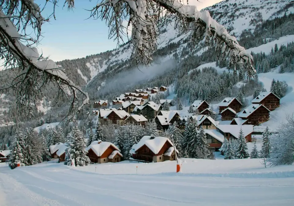 Oz 3300 ski resort (5).webp