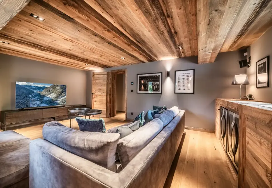 Chalet Kerasia, Morzine (self catered chalet) - Seating area