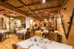 Hotel Le Petit Dru-Morzine-Bar restaurant (1).webp