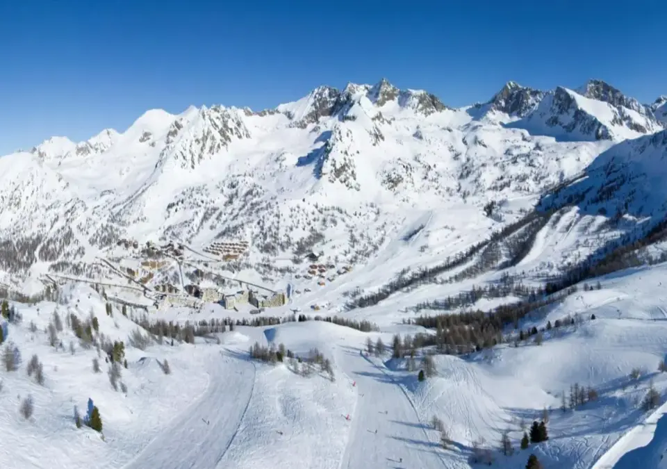 Isola 2000 skiing (2).webp