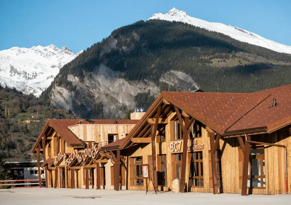 Basecamp Lodge-Bourg St Maurice (ManuReyboz).jpg.webp