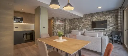 Duplex apartment 506 sleeping 4/6 (c.60m2):
