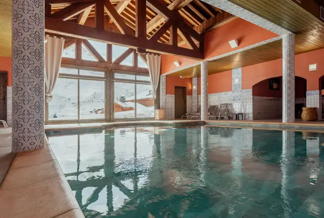 Les Suites du Montana-Tignes-Indoor pool (©Norman Giry).webp