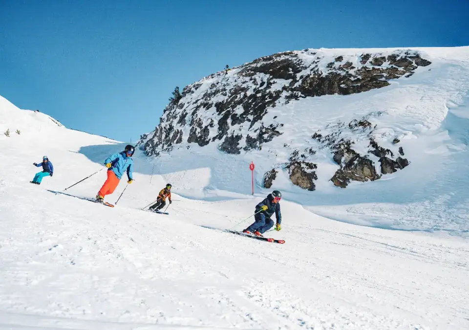 Ski area ©Pierre-Guilbaud-Office-de-Tourisme-de-Pralognan-la-Vanoise (3).webp