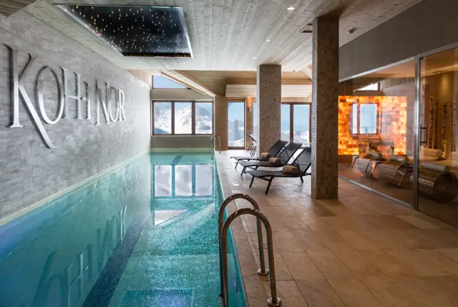Koh-I Nor-Val Thorens-Indoor pool.webp