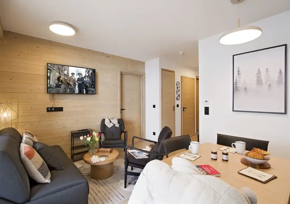 Phoenix-Alpe d'Huez-Typical C building apartments (4).webp