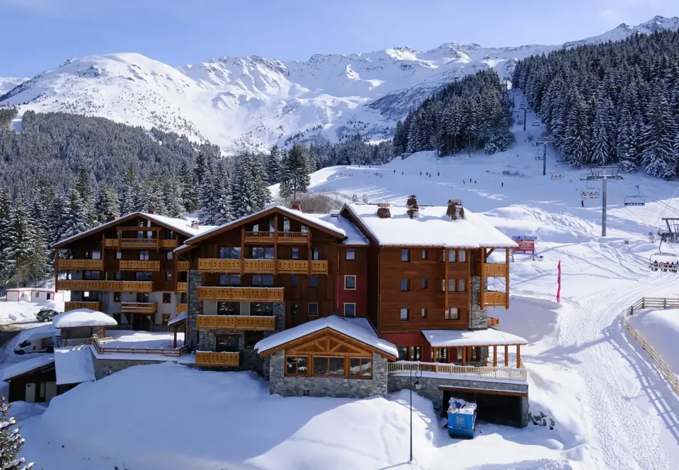 Les Granges des 7 Laux, Les 7 Laux (self catered apartments) - Ski-in/ski-out
