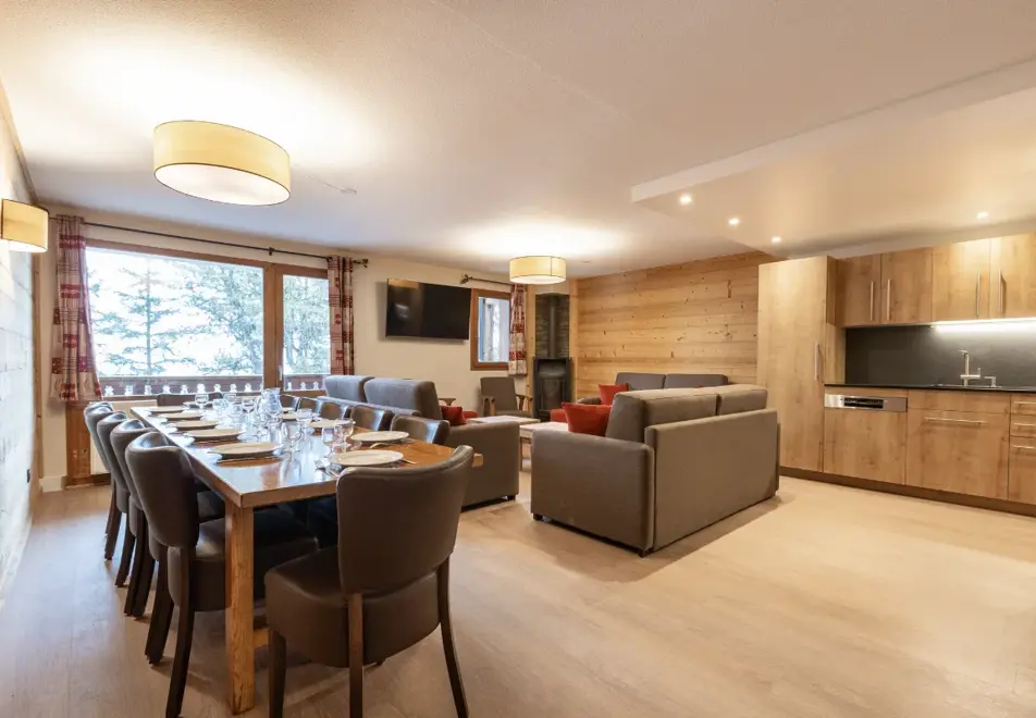 Les Balcons de Belle Plagne, Belle Plagne (self catered apartments) - Typical 12/14 apartment style