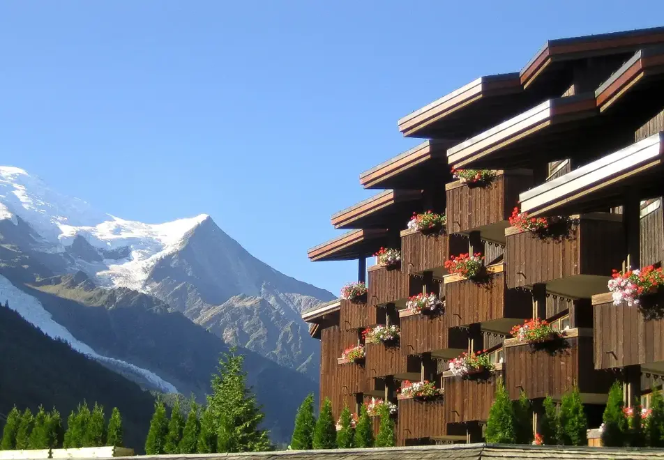 Hotel Lykke, Chamonix (hotel) - Hotel in summer