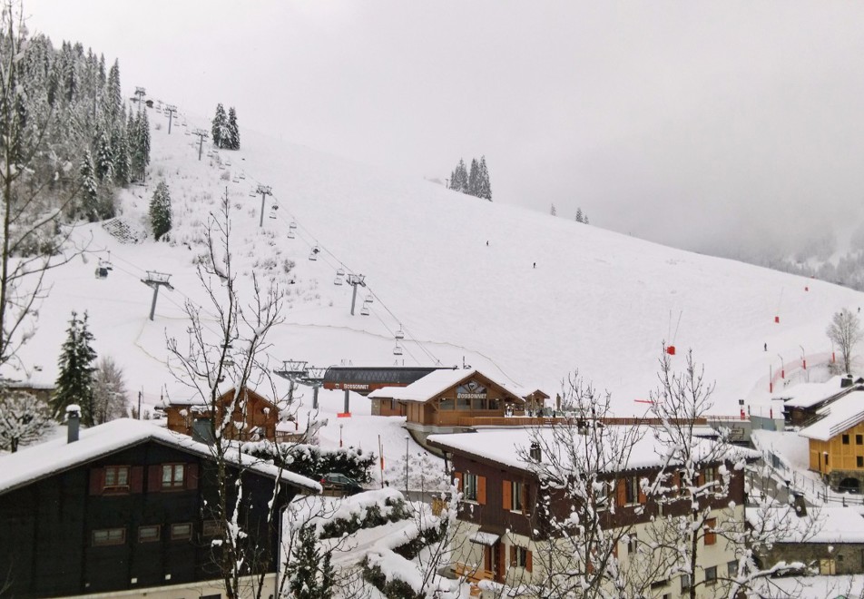 Les Cimes, La Clusaz (self catered apartments) - Views from some apartments