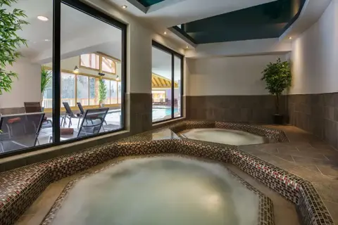 Les Chalets de Leana, Les Carroz (self catered apartments) - Jacuzzis