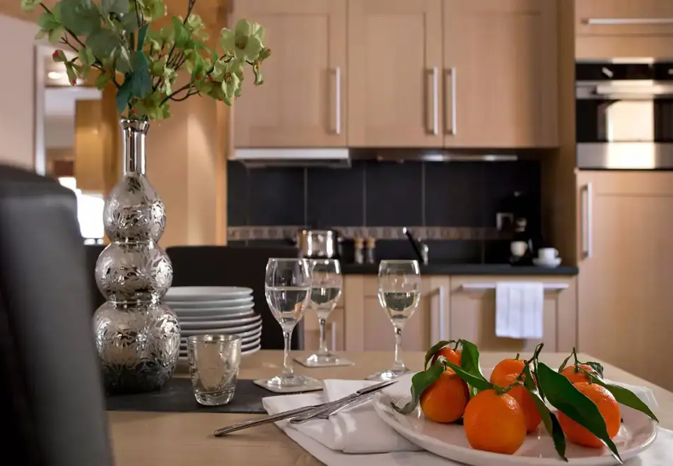 Chalet Les Marmottons, La Rosiere (self catered apartments) - Apartments