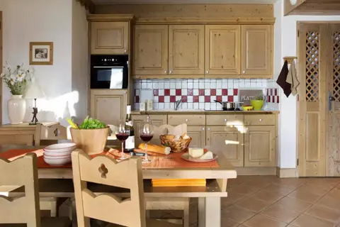 Le Coeur d'Or, Bourg St Maurice (self catered apartments)