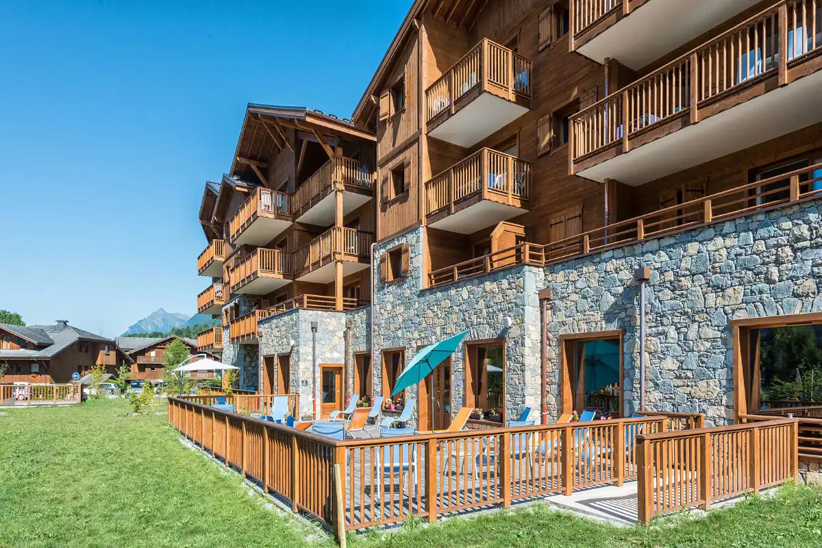 Les Chalets de Layssia, Samoens (self catered apartments) - Sun Terrace