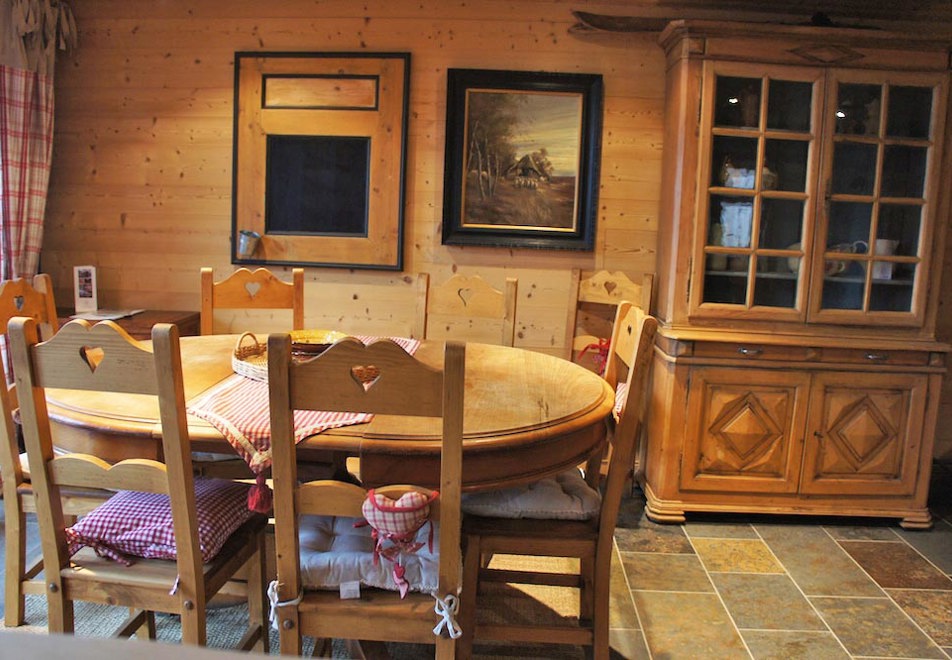 Chalet Violet, St Martin de Belleville (self catered chalet) - Dining Area